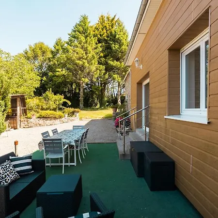 Maison Spacieuse Avec Jardin - 10 Min Besneville