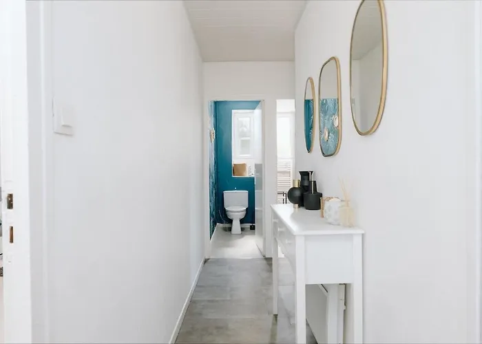 Maison Spacieuse Avec Jardin - 10 Min Holiday home Besneville