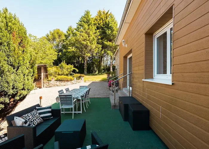 Maison Spacieuse Avec Jardin - 10 Min Besneville